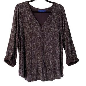 APT. 9 V-neck soft convertible sleeve rounded hem  top size XL